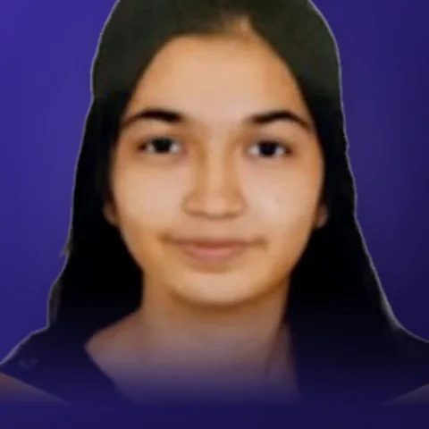 Siddhi Shastri, 99.09